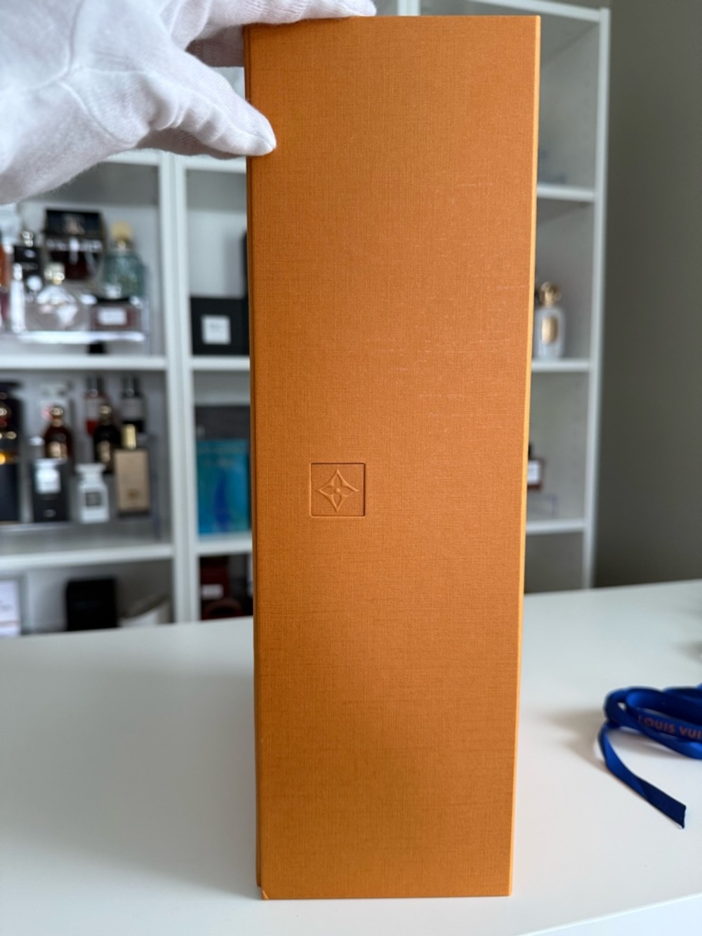 Louis Vuitton Orange Gift Box with matching accessories - Picture 3 of 16